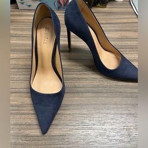 Schulz navy blue suede heels.